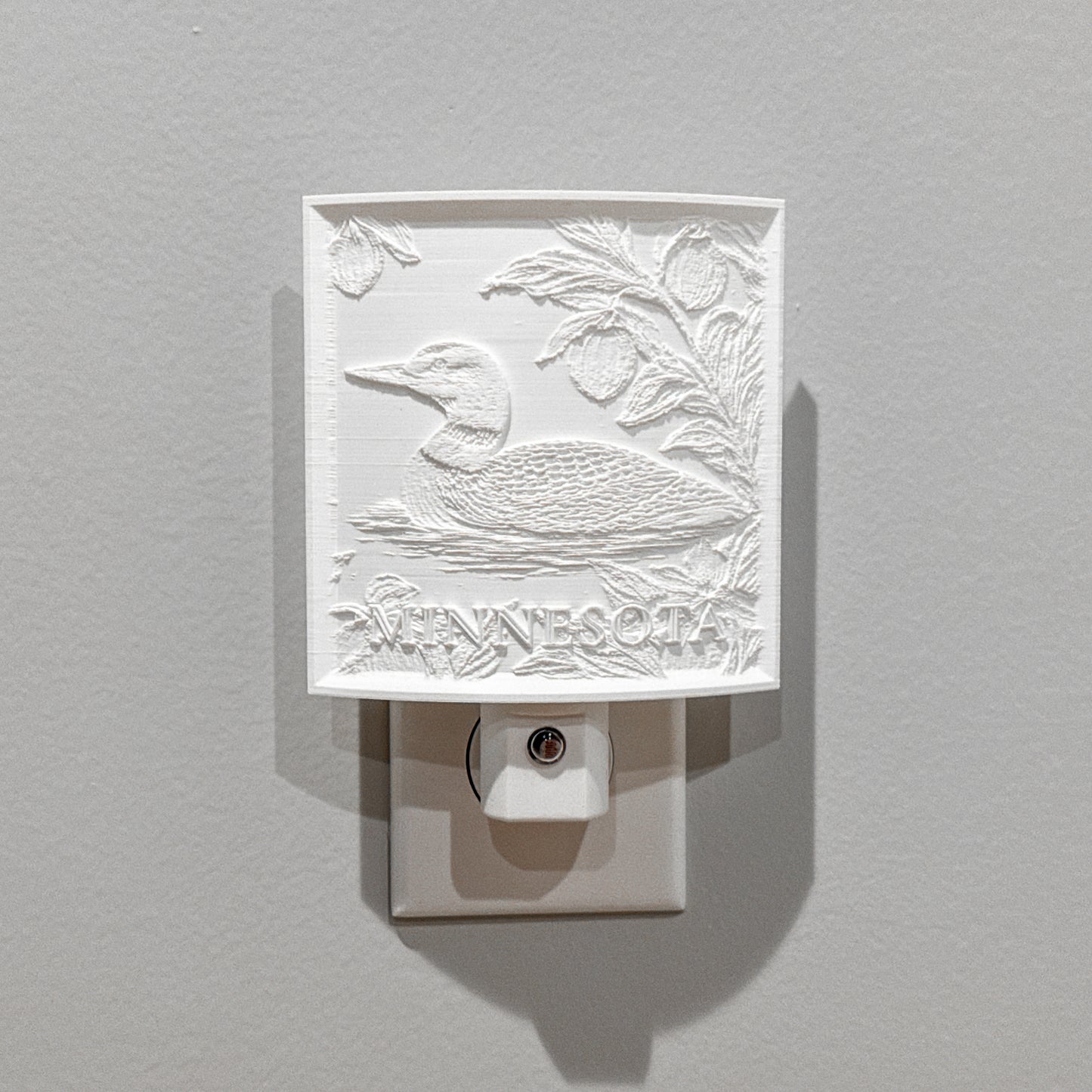 Minnesota State Bird & Flower Nightlight