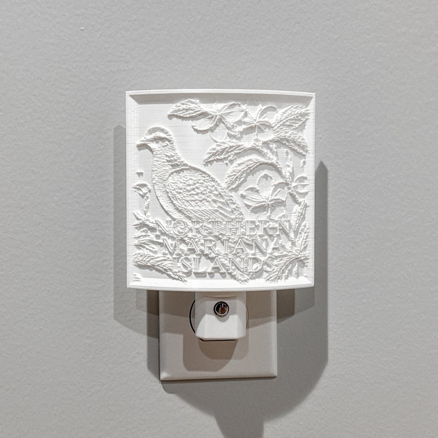 Northern Mariana Islands Bird & Flower Nightlight