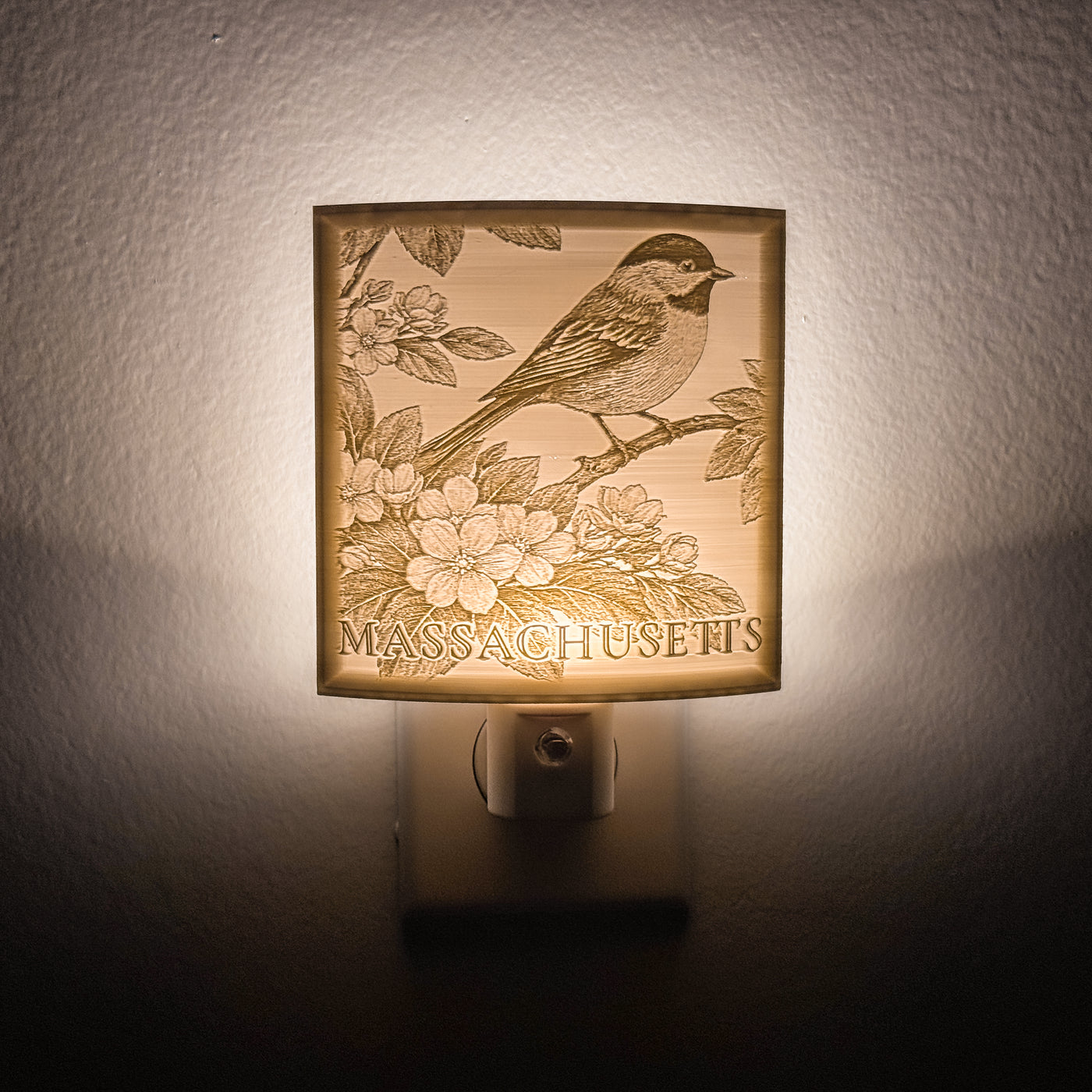 Massachusetts State Bird & Flower Nightlight