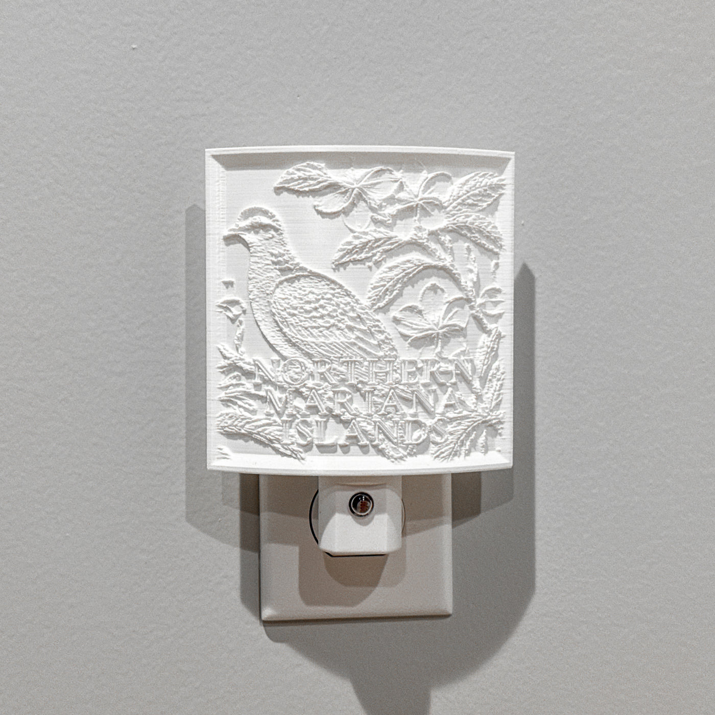 Northern Mariana Islands Bird & Flower Nightlight